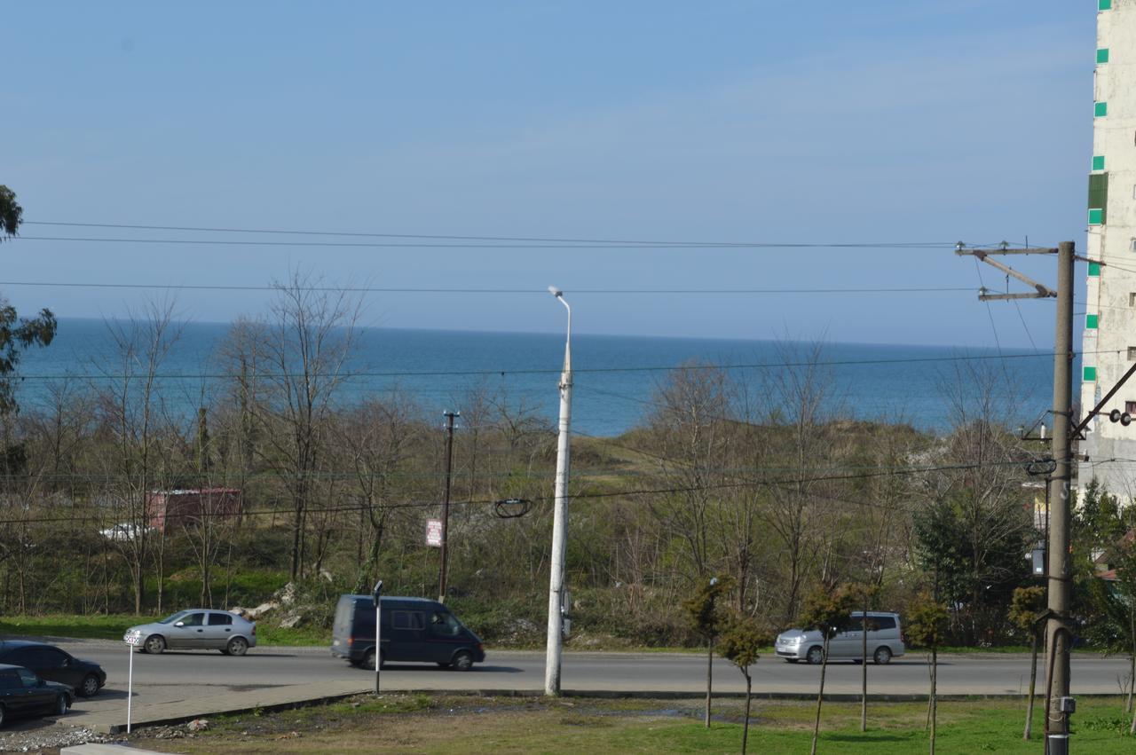 Hotel Buta Batumi Exterior photo